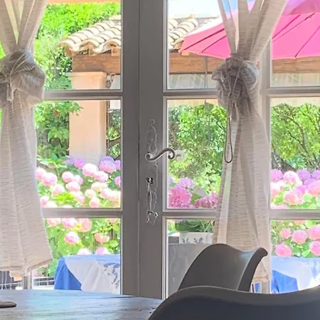 La Maison De Suzy Apartment